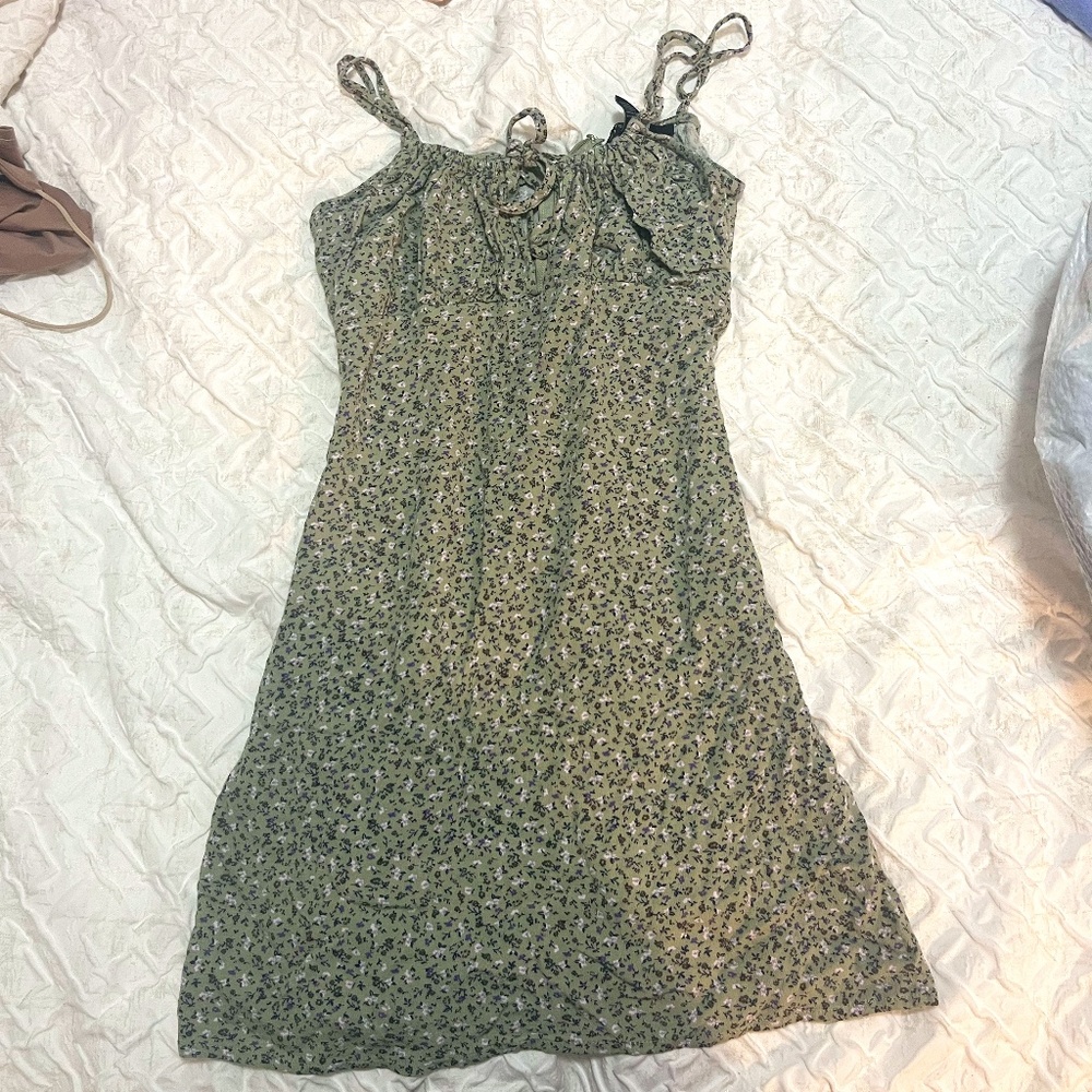 forever 21 keyhole dress